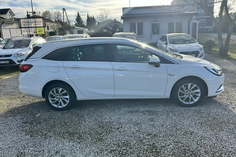 Opel Astra zdjęcie 4