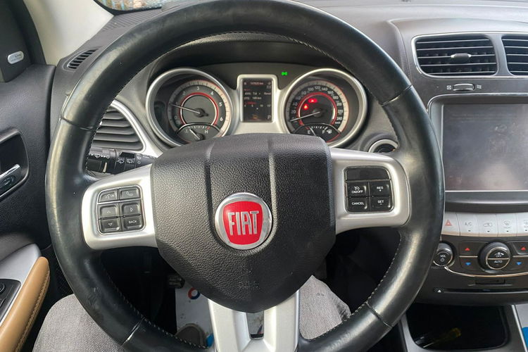 Fiat Freemont 2.0d 170 KM AWD 7 os. DVD skóry Navi kamera fiull opcja 147tys km gwar zdjęcie 39