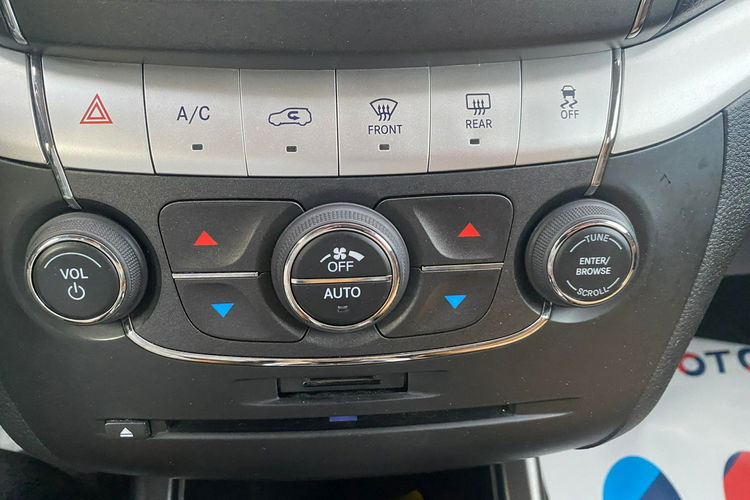 Fiat Freemont 2.0d 170 KM AWD 7 os. DVD skóry Navi kamera fiull opcja 147tys km gwar zdjęcie 48