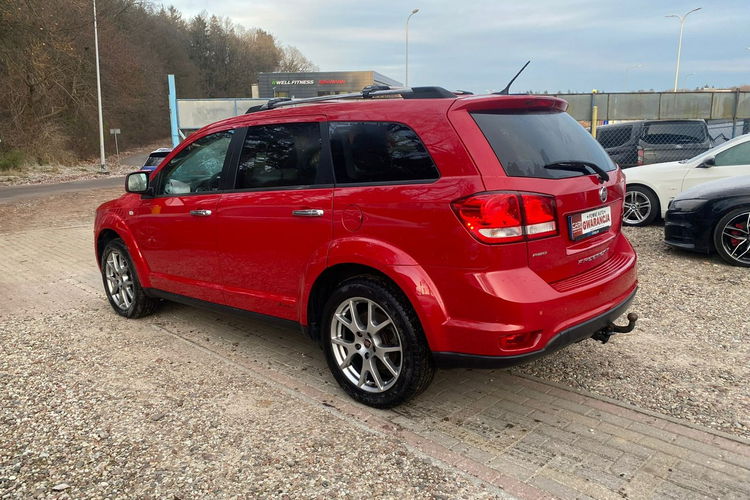 Fiat Freemont 2.0d 170 KM AWD 7 os. DVD skóry Navi kamera fiull opcja 147tys km gwar zdjęcie 8