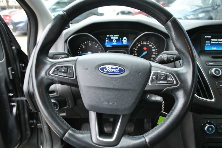 Focus Hatchback Trend 1, 5 TDCi 95KM ASO Forda Gwarancja zdjęcie 16