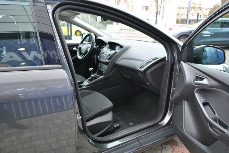 Focus Hatchback Trend 1, 5 TDCi 95KM ASO Forda Gwarancja zdjęcie 21