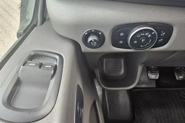 Ford transit Skrzynia 64900zł NETTO 2.0TdCi/170KM zdjęcie 15