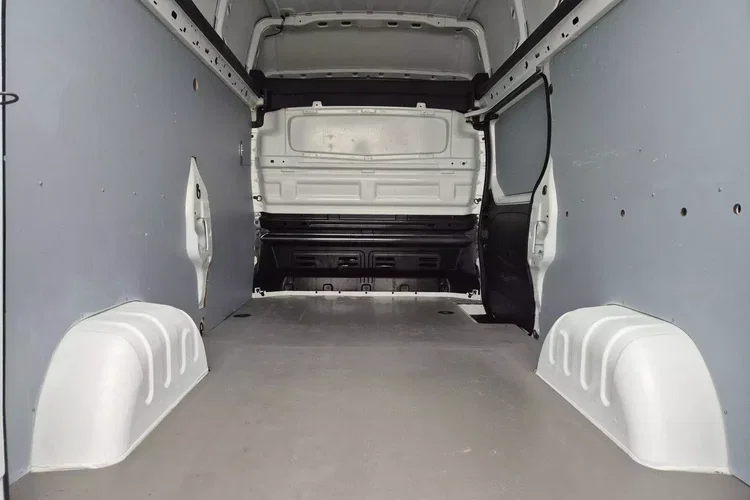 Renault Trafic L2H2 54999zł NETTO 1.6dCi/125KM zdjęcie 13