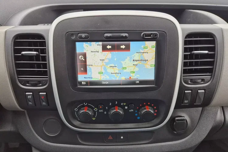 Renault Trafic L2H2 54999zł NETTO 1.6dCi/125KM zdjęcie 23