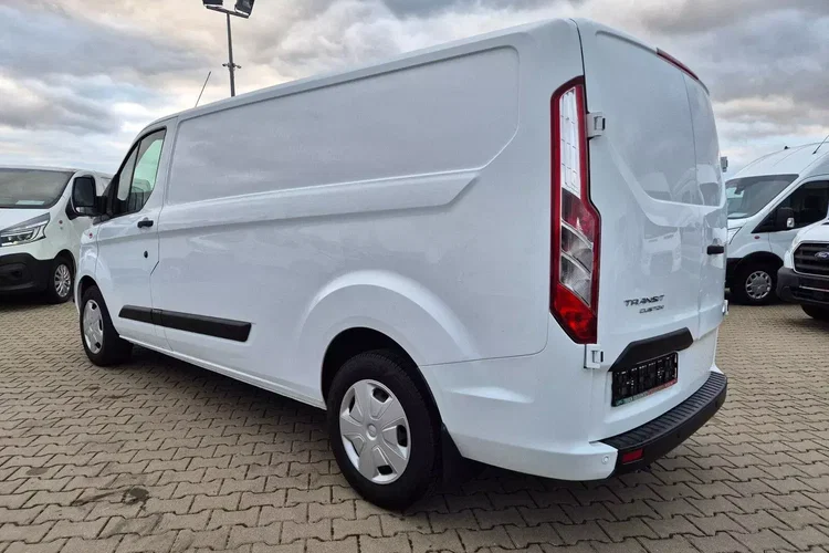 Ford transit-custom Long 52999zł NETTO AUTOMAT 2.0 TdCi/131KM zdjęcie 9