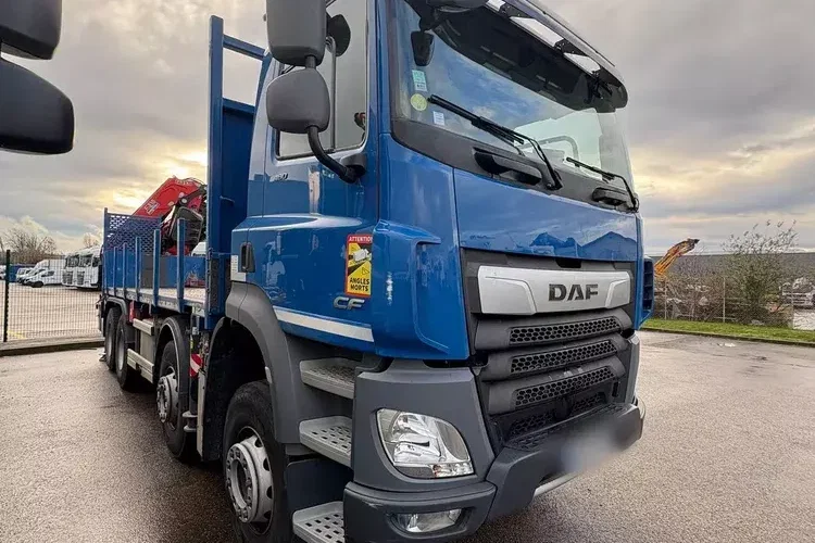 DAF CF 480 8x4 E6 / HDS Fassi F315A.2.26 / platforma zdjęcie 2