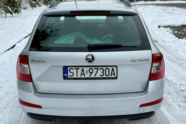 Skoda Octavia Salon Polska Faktura VAT 23% zdjęcie 11