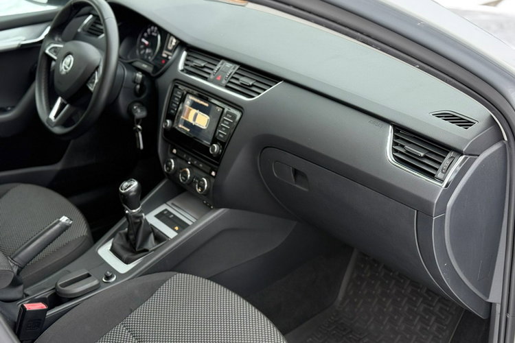 Skoda Octavia Salon Polska Faktura VAT 23% zdjęcie 15