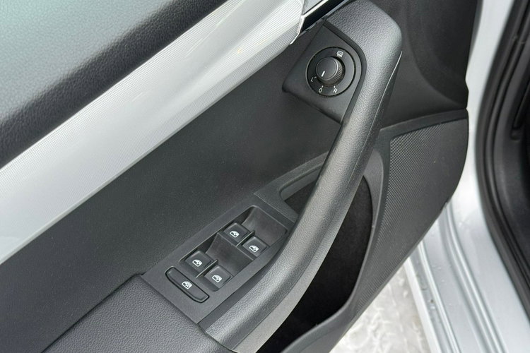 Skoda Octavia Salon Polska Faktura VAT 23% zdjęcie 16