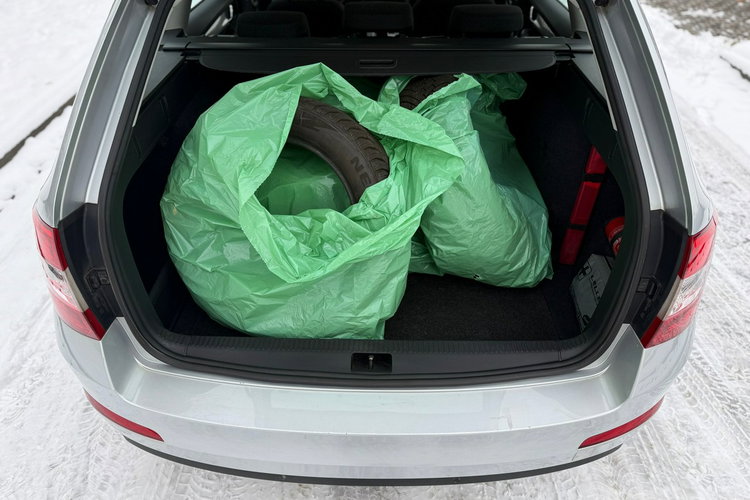 Skoda Octavia Salon Polska Faktura VAT 23% zdjęcie 28