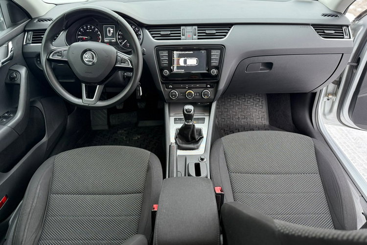 Skoda Octavia Salon Polska Faktura VAT 23% zdjęcie 6