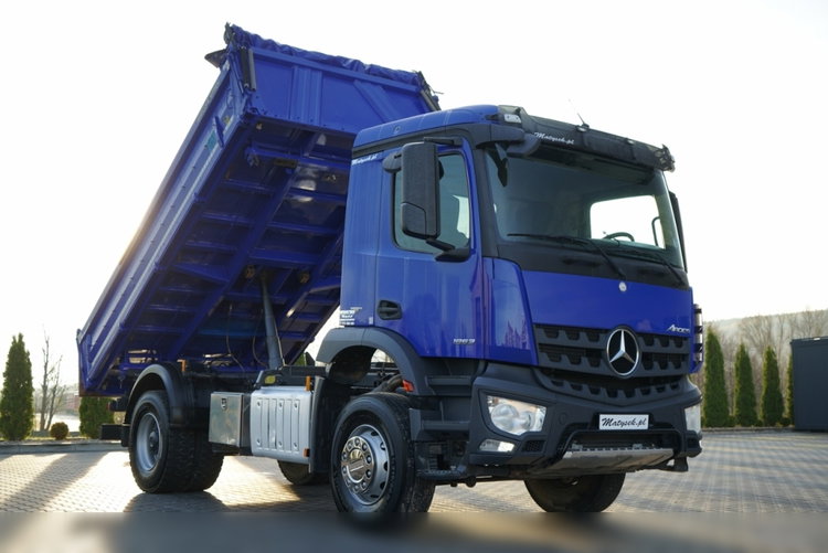 Mercedes AROCS 1853 / 4X2 / WYWROTKA 3 STRONNA / MEILLER KIPER / EURO 6 /  zdjęcie 1