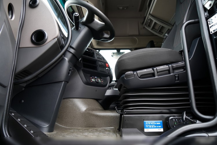 DAF XF 480 / SSC / MEGA /  KLIMA POSTOJOWA / LOW DECK  zdjęcie 23