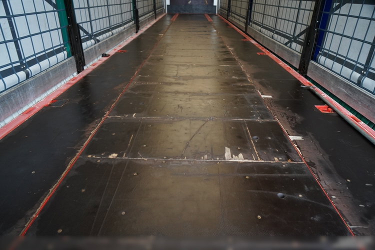 Wielton / FIRANKA STANDARD / MULDA DO STALI - 9 M / OŚ PODNOSZONA / SAF / MAŁO UŻYWANA  zdjęcie 12