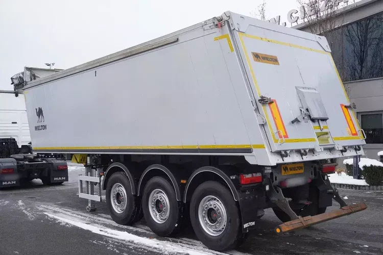 Wielton NW-3 / waga 6.2 t / poj. 38m3 / elek. dach / Teflon / 20 naczep r.2022 zdjęcie 3