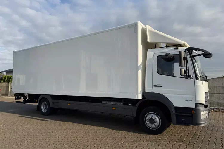 Mercedes ATEGO 1318 IZOTERMA 20 PALET zdjęcie 11