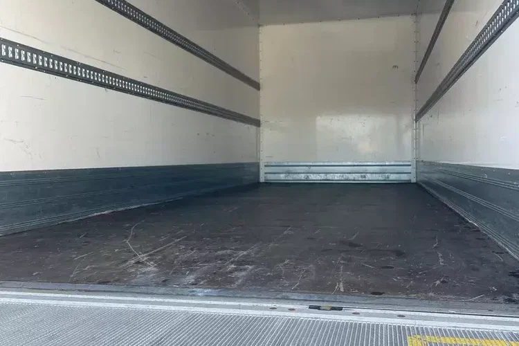 MAN TGX 18.420/ KONTENER 7.2m zdjęcie 8