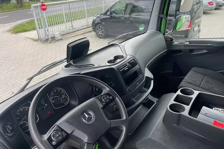 Mercedes ATEGO 1624/ KABINA SYPIALNA zdjęcie 10