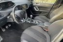 Peugeot 308 GT Zadbany z oryginalnym niskim przebiegiem zdjęcie 19