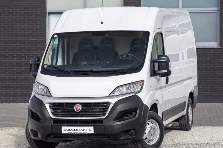 Fiat Ducato 2.3 L2H2 ŚREDNI Professional zdjęcie 44