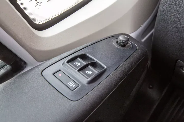 Fiat Ducato 2.3 L2H2 ŚREDNI Professional zdjęcie 58