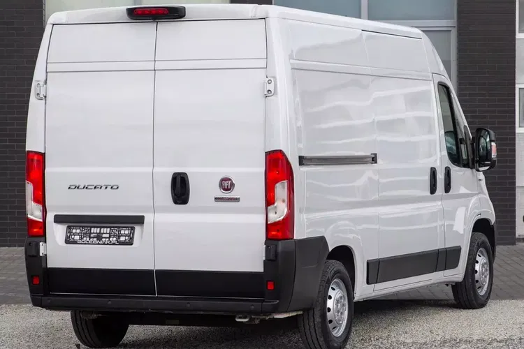 Fiat Ducato 2.3 L2H2 ŚREDNI Professional zdjęcie 45