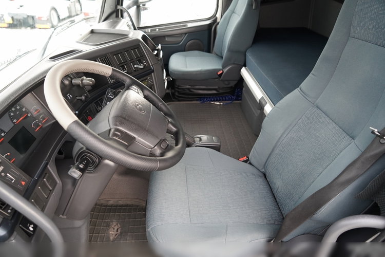 Volvo FH 460 / EEV  / I-SHIFT   zdjęcie 24