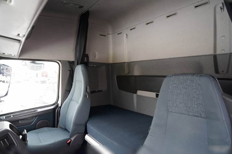 Volvo FH 460 / EEV  / I-SHIFT   zdjęcie 25