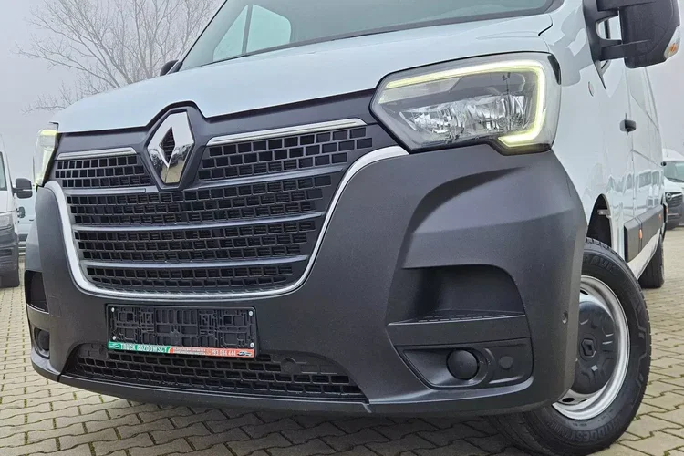 Renault Master L3H2 109999zł Netto Brygadówka 7 osób 2.3 dCi/136KM zdjęcie 17