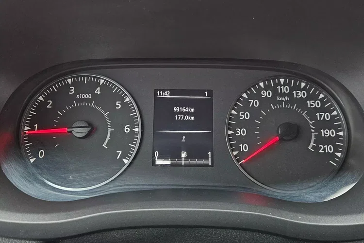 Renault Master L3H2 109999zł Netto Brygadówka 7 osób 2.3 dCi/136KM zdjęcie 24