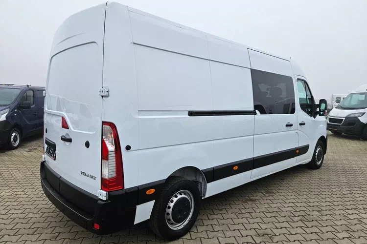 Renault Master L3H2 109999zł Netto Brygadówka 7 osób 2.3 dCi/136KM zdjęcie 9
