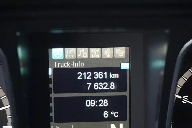 Mercedes / ACTROS / 2533 / ACC / E 6 / FIRANKA / ŁAD. 15 450 KG / 19 PALET zdjęcie 12