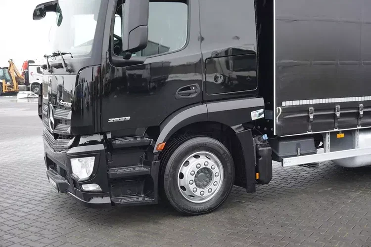 Mercedes / ACTROS / 2533 / ACC / E 6 / FIRANKA / ŁAD. 15 450 KG / 19 PALET zdjęcie 25
