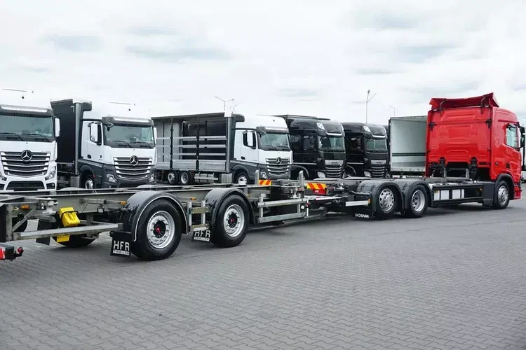 Scania R 450 / ACC / EURO 6 / ZESTAW BDF / 7.15 , 7.45 , 7.82 M / WINDA / RETARDER zdjęcie 36