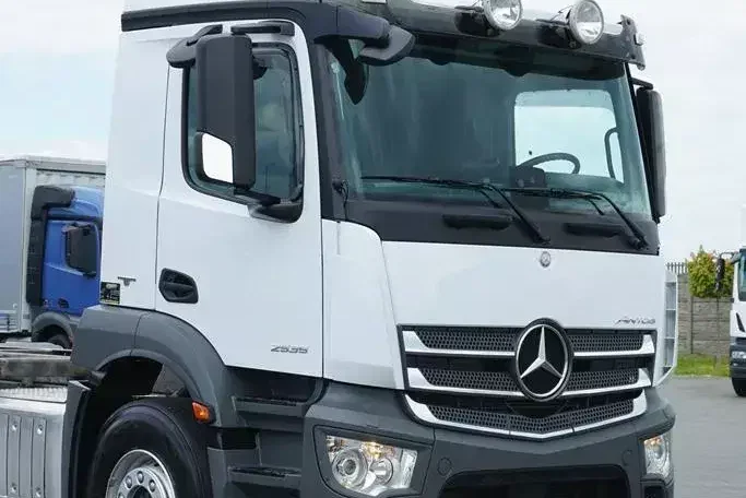 Mercedes / ANTOS / 2535 / ACC / E 6 / BDF + WINDA / 7.15 , 7.45, 7.82 M / OŚ SKRĘTNA zdjęcie 21