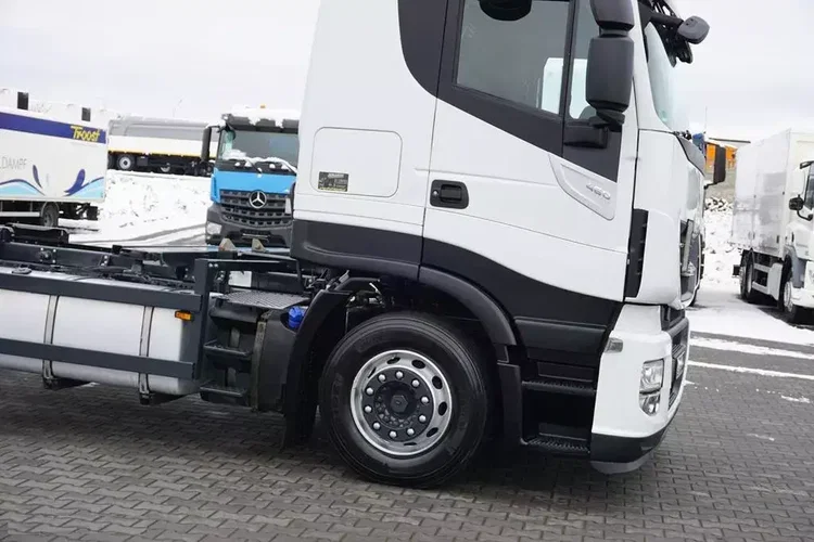 Iveco STRALIS / 460 / ACC / E 6 / RETARDER / BDF / 7.15 M , 7.45 M zdjęcie 18