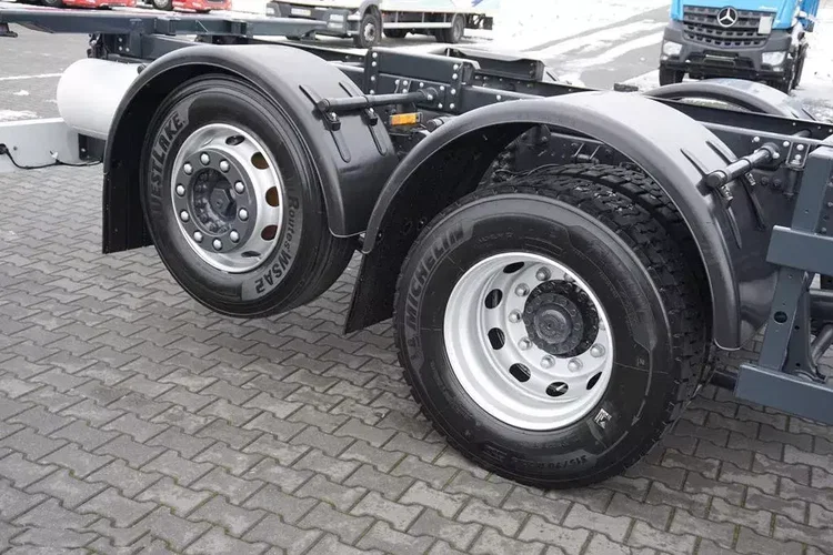 Iveco STRALIS / 460 / ACC / E 6 / RETARDER / BDF / 7.15 M , 7.45 M zdjęcie 19