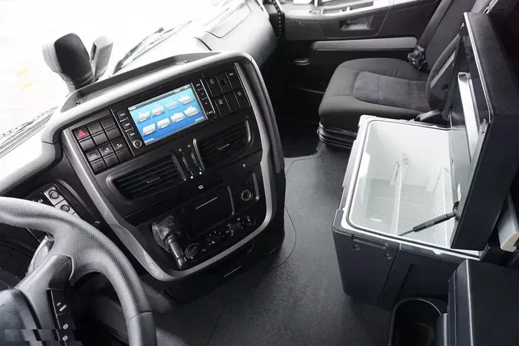 Iveco STRALIS / 460 / ACC / E 6 / RETARDER / BDF / 7.15 M , 7.45 M zdjęcie 9