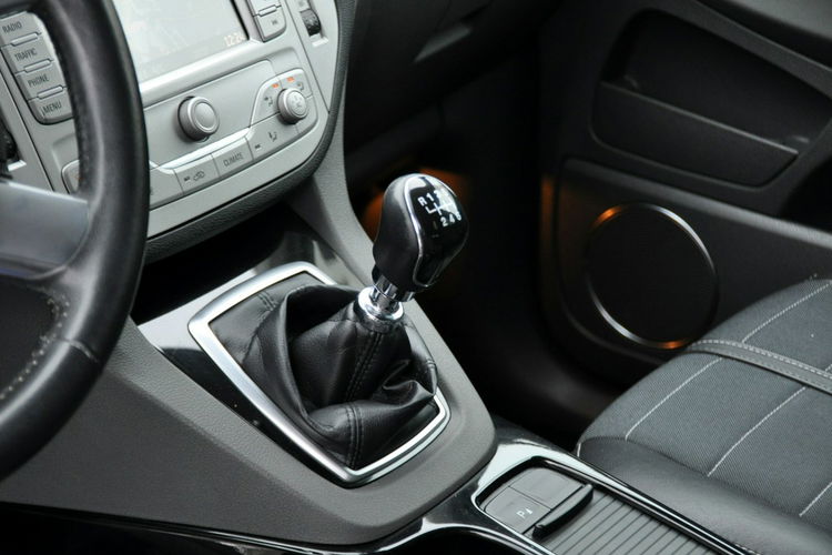 Ford Kuga 2.0TDCI(140KM) Lift Ledy Navi Skóry Reling Klimatronik I Wł Alu17"ASO zdjęcie 34