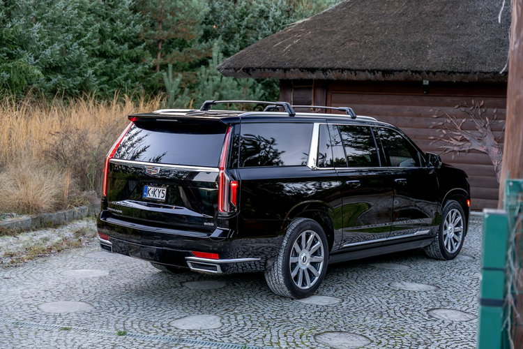 Cadillac Escalade ESV / 6.2 426KM / 7-osobowy / Bogata opcja / / Bezwypadkowy zdjęcie 4