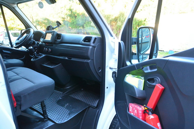 Renault Master max master 7os brygadówka L4H2 pełna opcja 2023r. 165KM zdjęcie 7