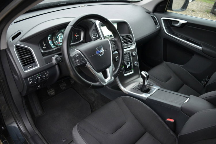 Volvo XC 60 Zarejestrowane 2.0D4 181KM Lift LED Serwis Navi Kamera Grz.fotele zdjęcie 22