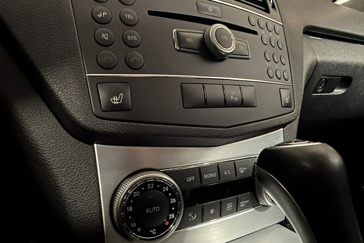 C 200 Mercedes C200 Kompressor W204K Zadbany Rej PL Gwarancja zdjęcie 14