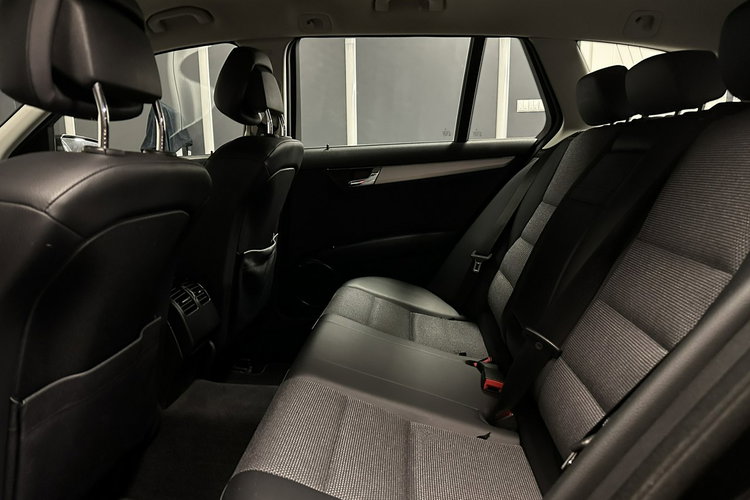 C 200 Mercedes C200 Kompressor W204K Zadbany Rej PL Gwarancja zdjęcie 15