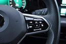 Volkswagen Golf 1.5 eTSI 150KM DSG R-line Kamera Ambiente MatrixLed 1wł SalonPL Gwar. zdjęcie 19