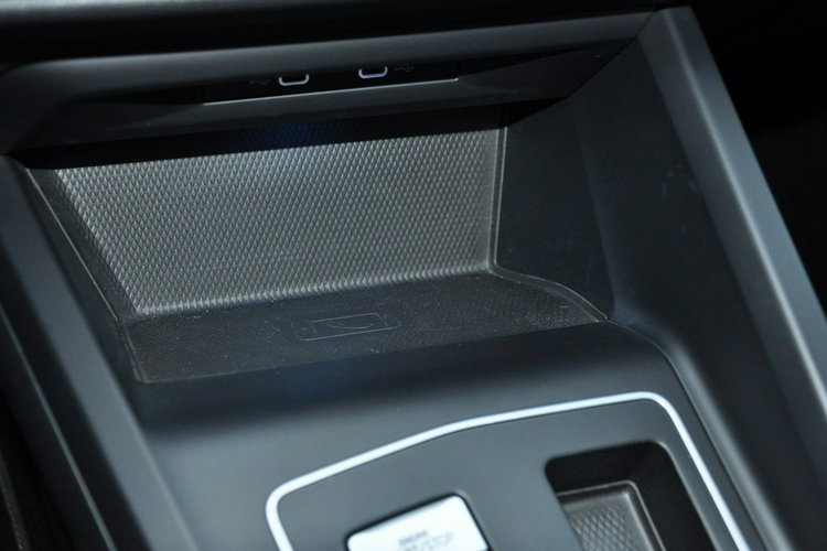 Volkswagen Golf 1.5 eTSI 150KM DSG R-line Kamera Ambiente MatrixLed 1wł SalonPL Gwar. zdjęcie 22