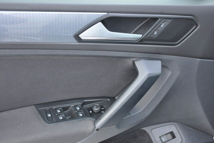 Volkswagen Tiguan 2.0TSI 190KM 4Motion DSG Kamera El.Klapa Podgrz.Kier SalonPL 1wł zdjęcie 12