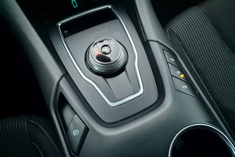 Ford mondeo zdjęcie 23