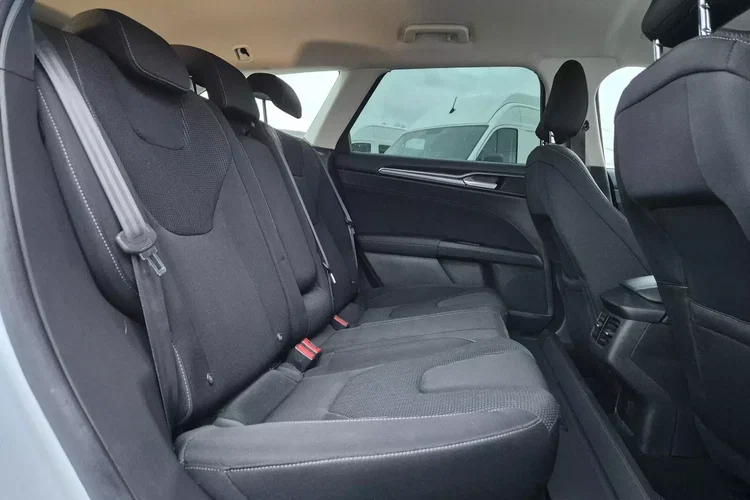 Ford mondeo zdjęcie 28